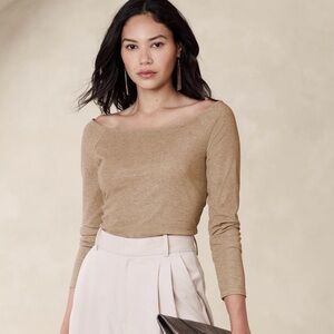 Banana Republic Factory Boat Neck Love Sleeve Top